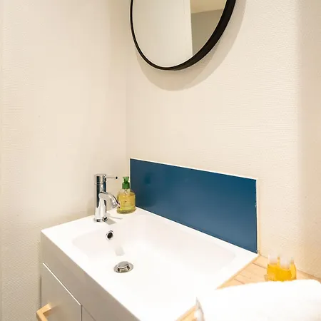 Apartman Coeur Historique - Lumineux & Vue Clochers *