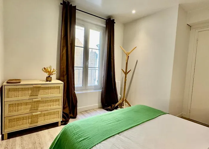 Lumineux Avec Vue Sur Les Clochers